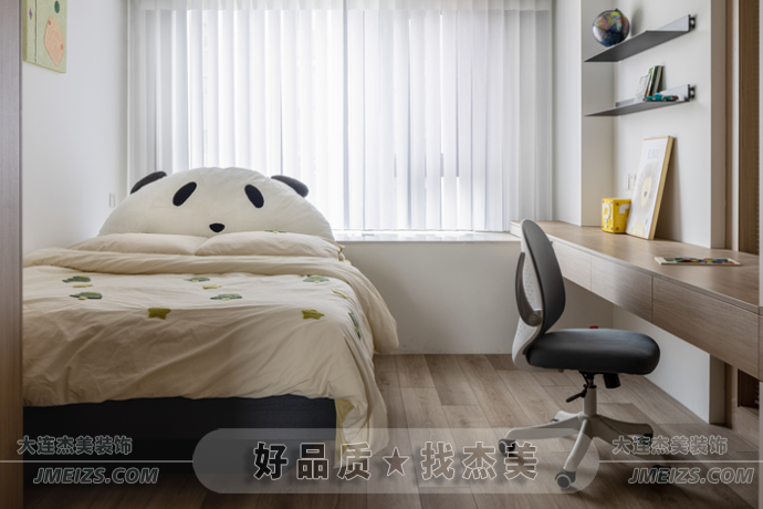 1689347112132426.png 大連裝修潮流趨勢之現(xiàn)代簡約案例賞析典雅素凈溫潤空間13.png